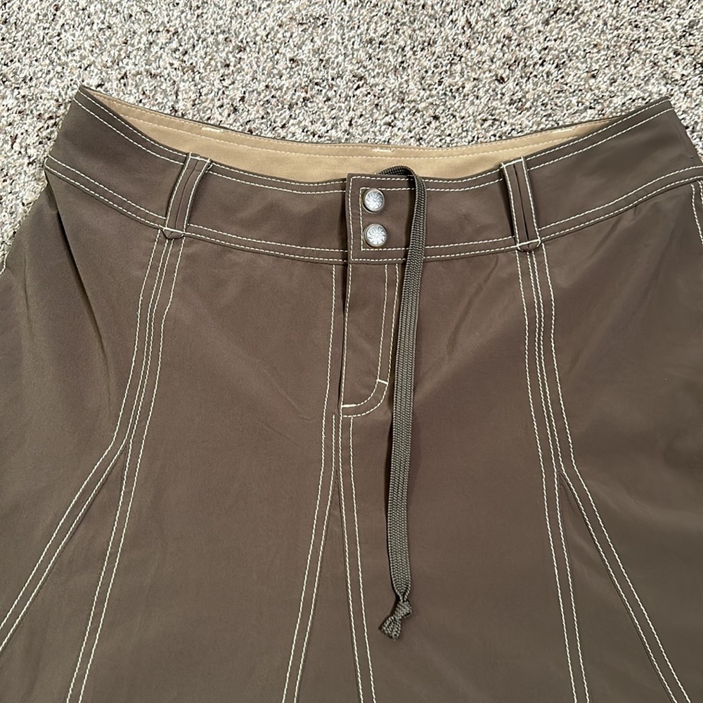 Athleta olive green skort size 8T - Picture 5 of 10